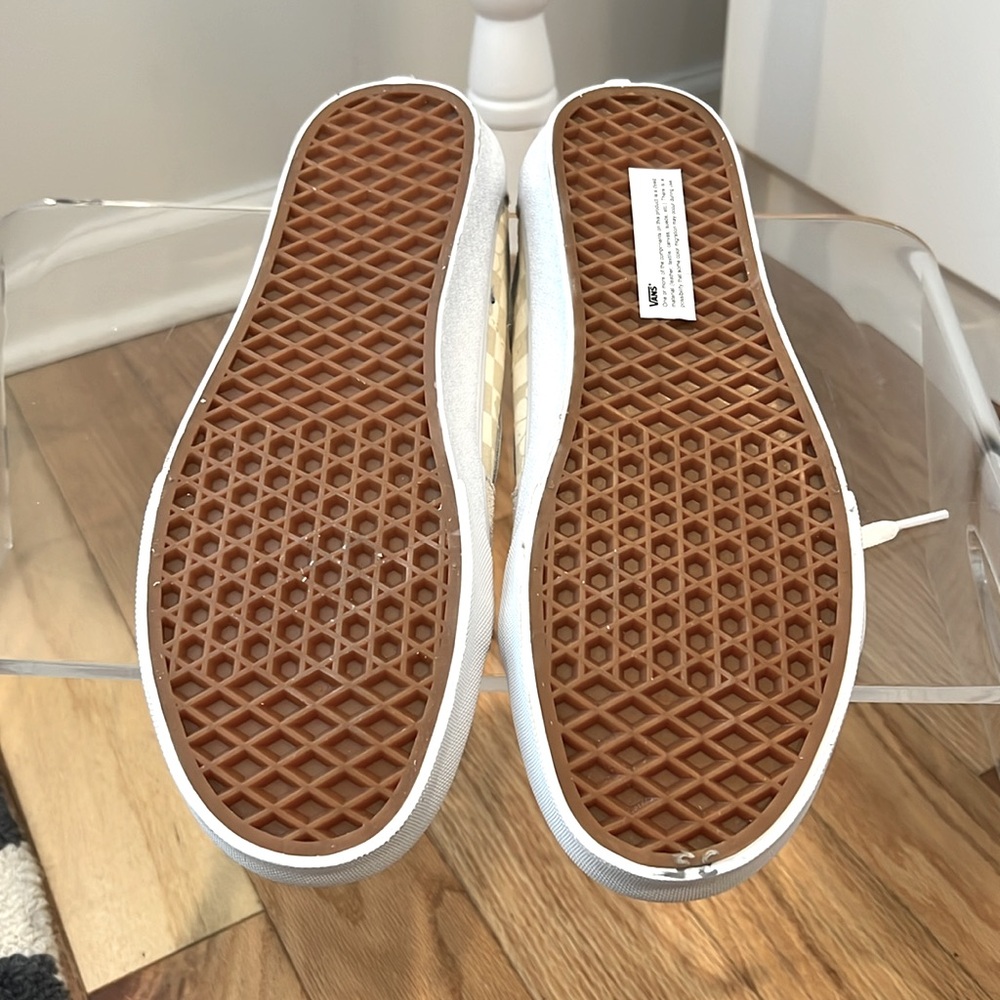 Vans Cream and White Checkered Sneakers - Picture 4 of 6